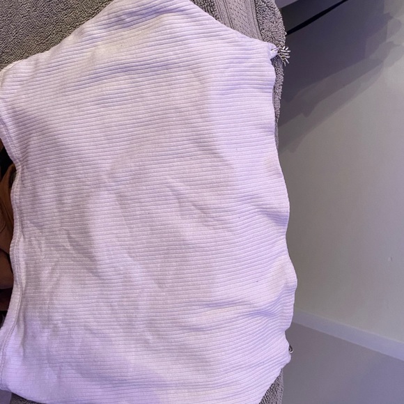 white chained tank top - Picture 3 of 3